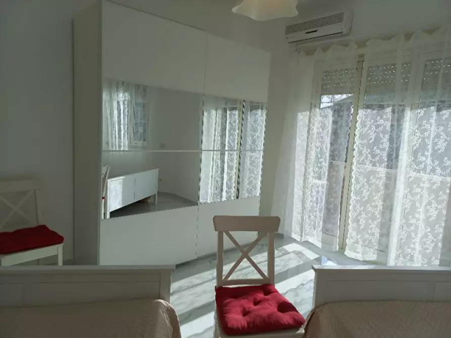 Immagine 2 di Camera in affitto  in Via Appia Nuova a Roma