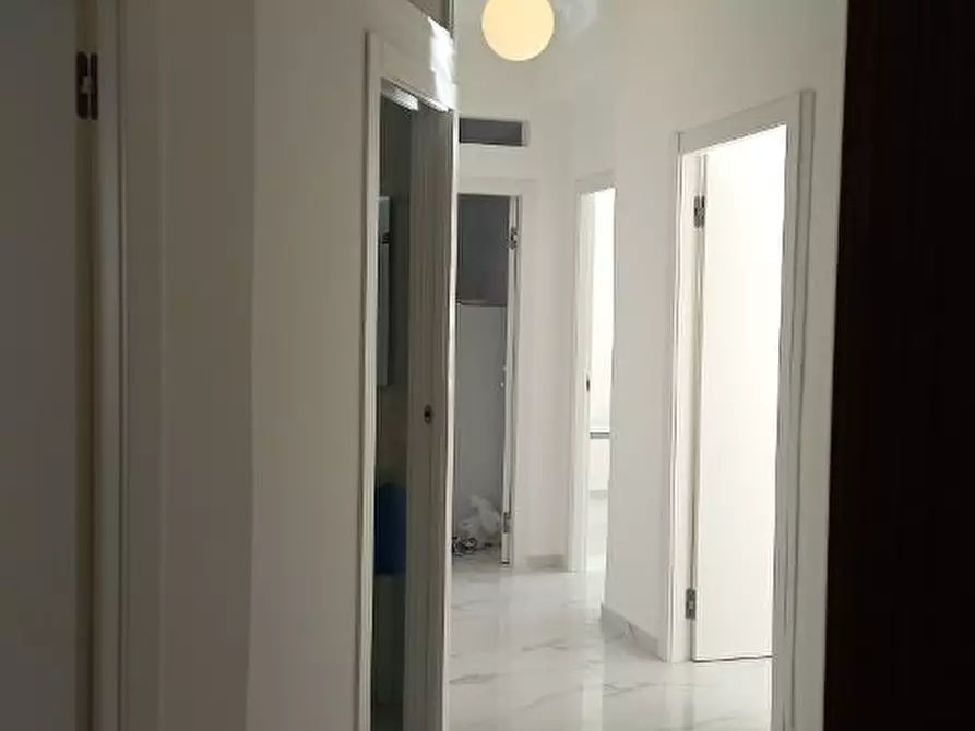 Immagine 4 di Camera in affitto  in Via Appia Nuova a Roma