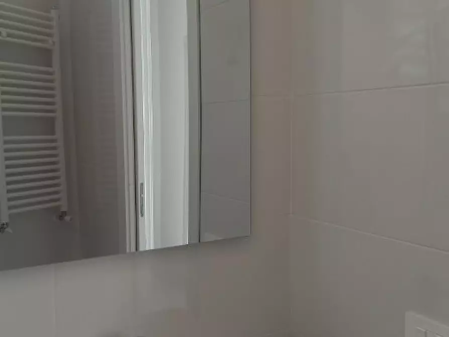 Immagine 5 di Camera in affitto  in Via Appia Nuova a Roma