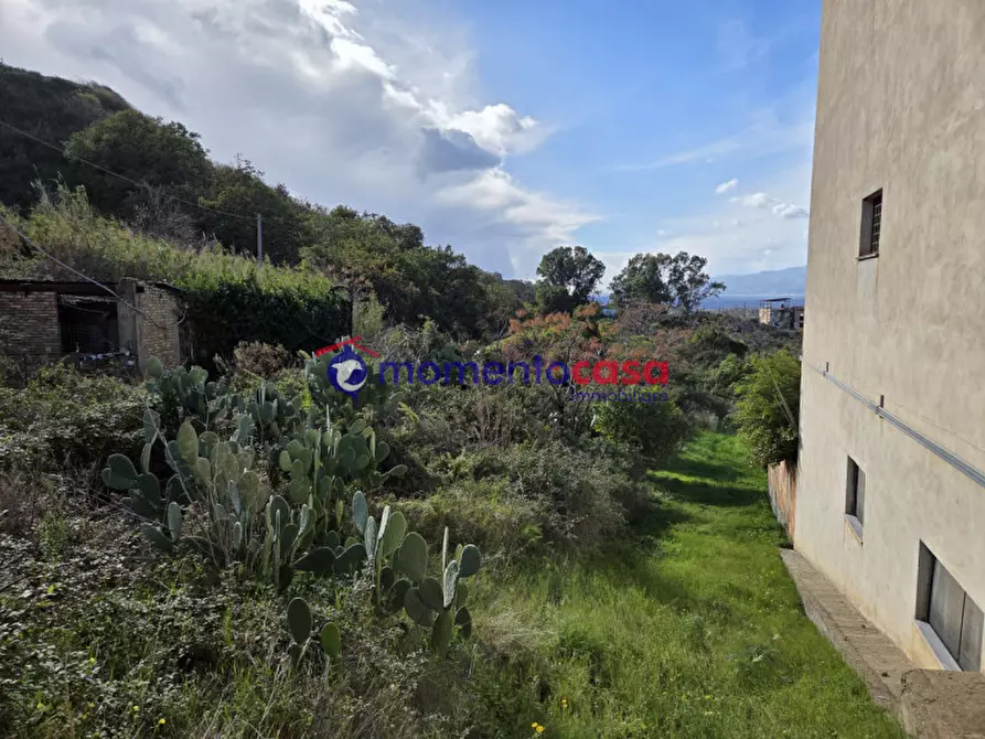 Immagine 1 di Terreno in vendita  in medina a Reggio Di Calabria