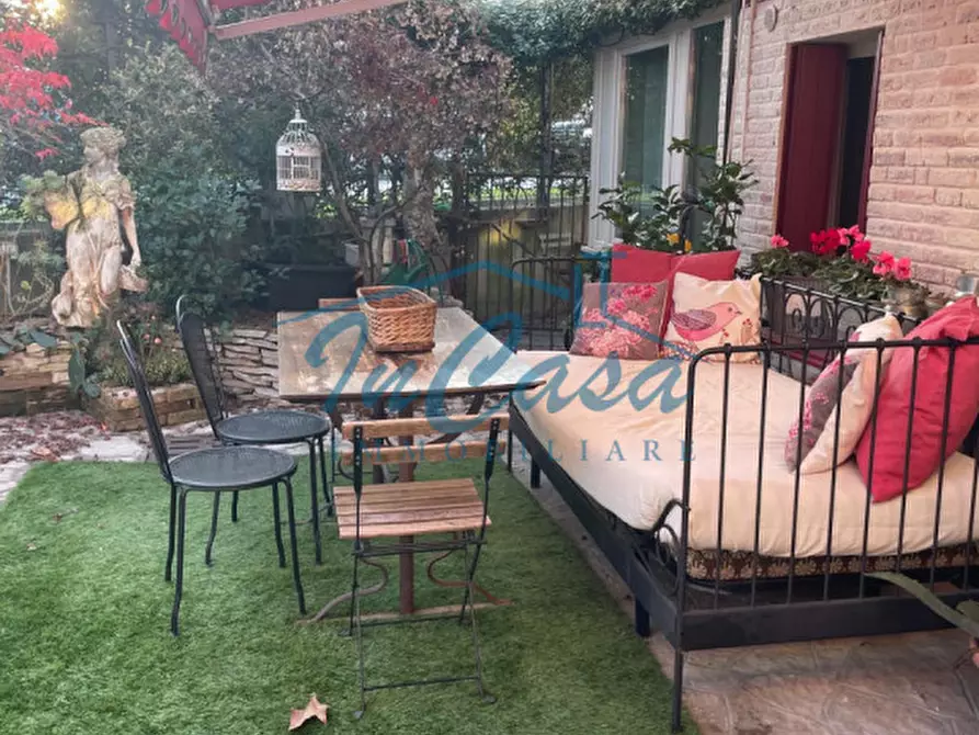 Immagine 1 di Casa bifamiliare in vendita  in Via Valsugana a Castelfranco Veneto