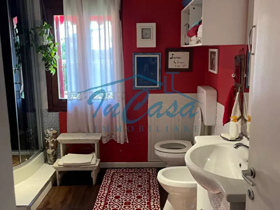 Immagine 8 di Casa bifamiliare in vendita  in Via Valsugana a Castelfranco Veneto