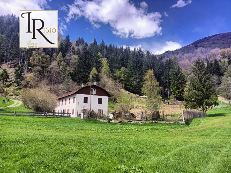 Immagine 1 di Casa indipendente in vendita  a Pejo