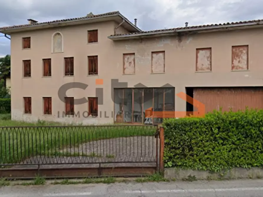 Immagine 2 di Terreno in vendita  a Rossano Veneto