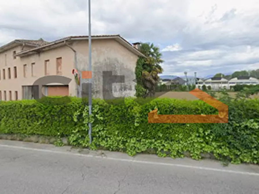 Immagine 3 di Terreno in vendita  a Rossano Veneto