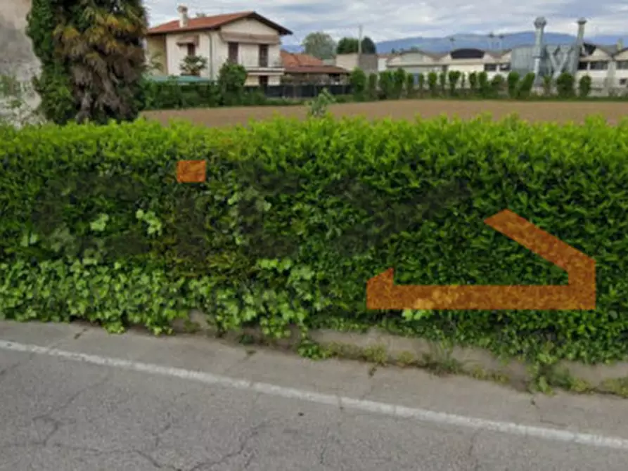Immagine 4 di Terreno in vendita  a Rossano Veneto