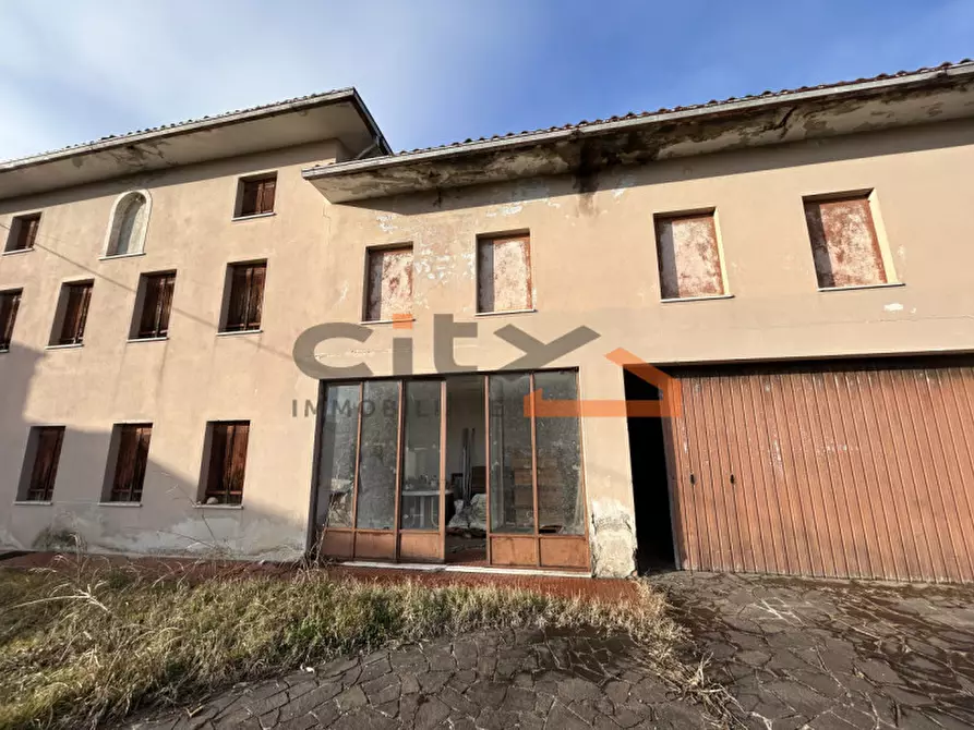 Immagine 11 di Terreno in vendita  a Rossano Veneto