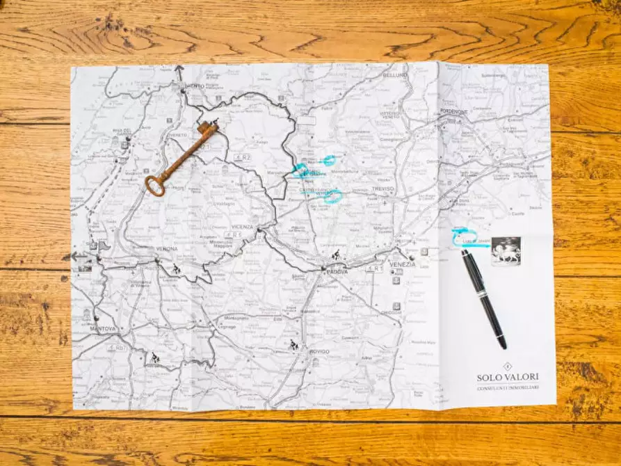 Immagine 1 di Capannone industriale in vendita  a Castelfranco Veneto