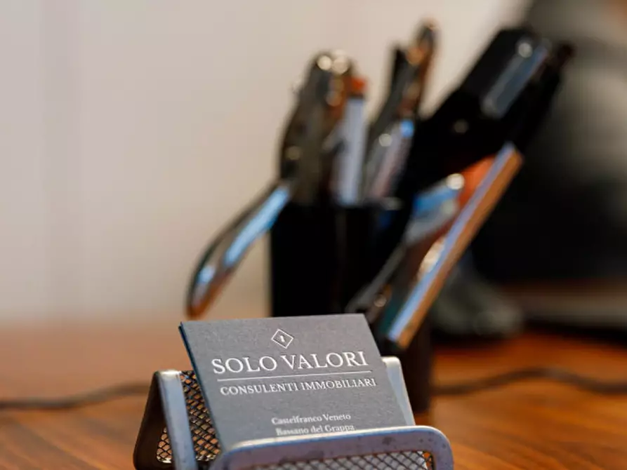 Immagine 3 di Capannone industriale in vendita  a Castelfranco Veneto