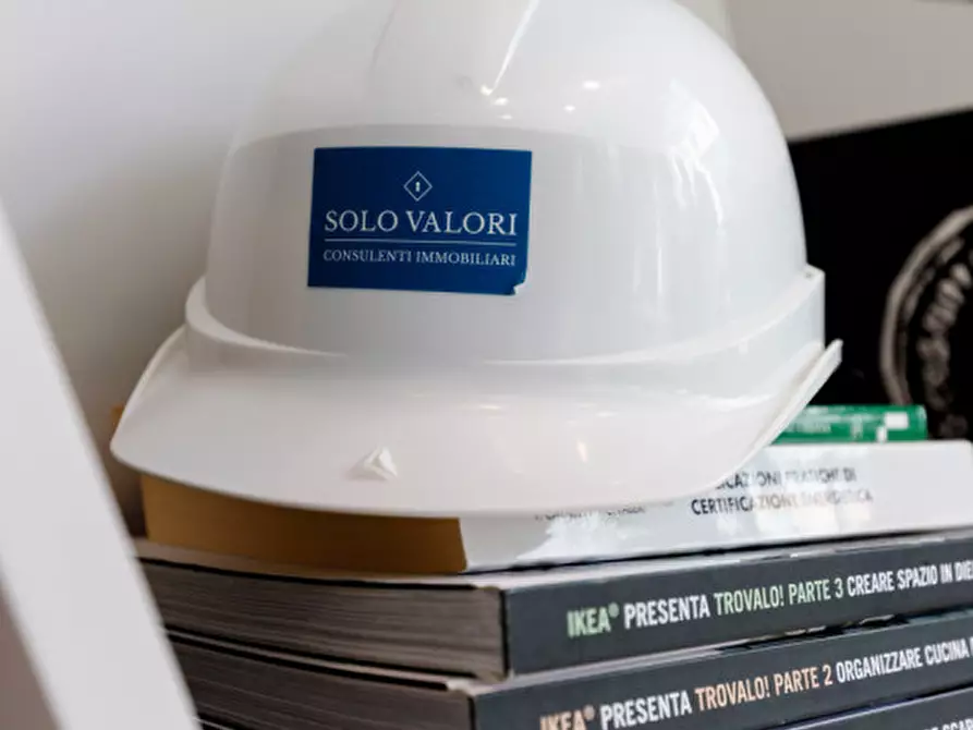 Immagine 4 di Capannone industriale in vendita  a Castelfranco Veneto