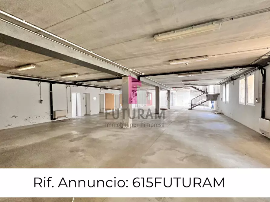Immagine 1 di Capannone industriale in affitto  a Vicenza