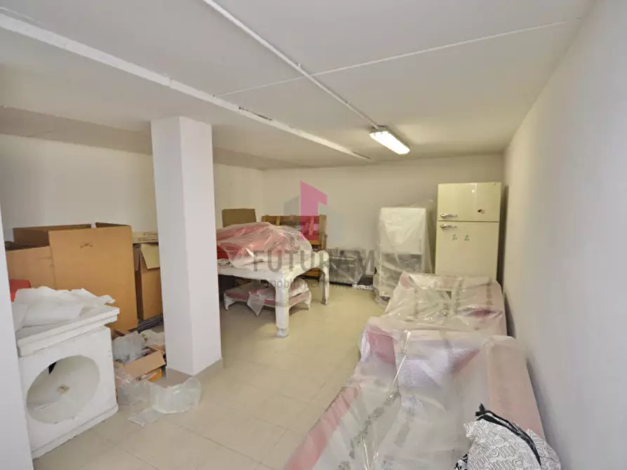 Immagine 20 di Negozio in affitto  a Grisignano Di Zocco