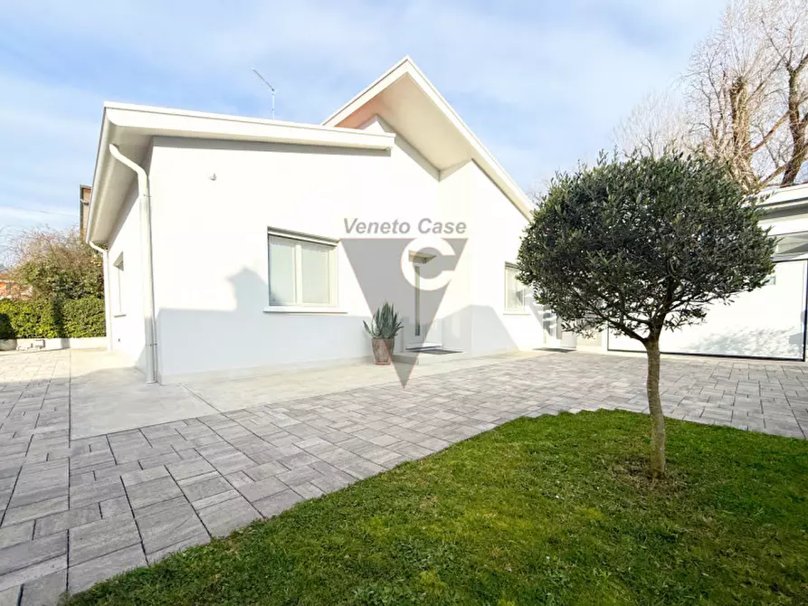 Immagine 8 di Casa indipendente in vendita  a Spinea