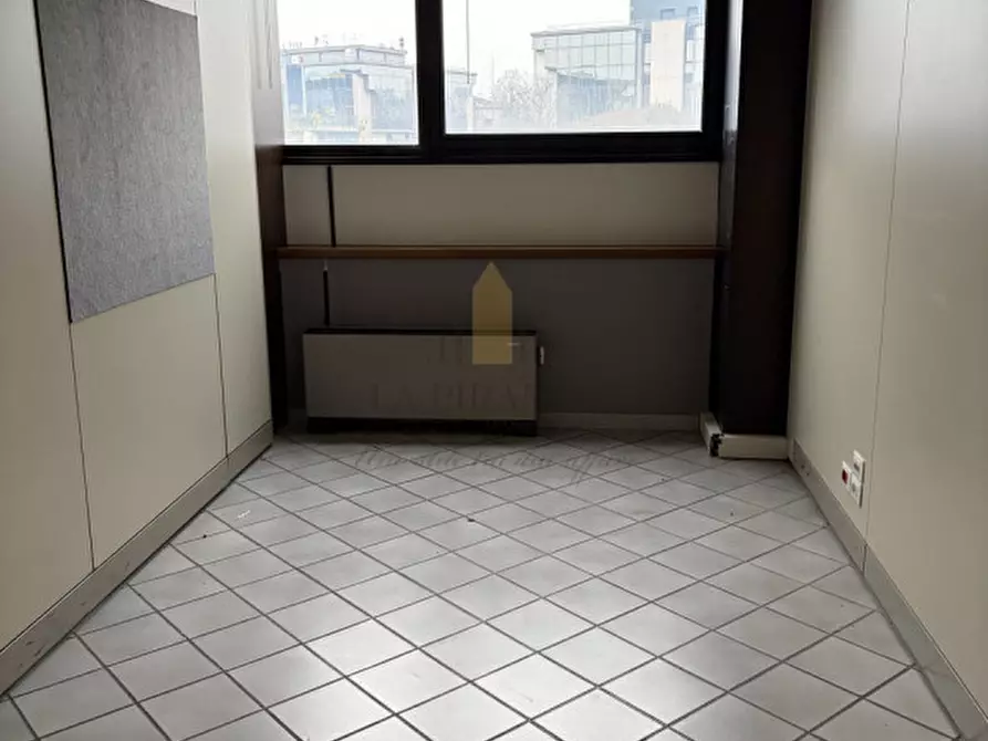 Immagine 10 di Ufficio in vendita  in UFFICIO - PADOVA STANGA RIF. 2287 a Padova