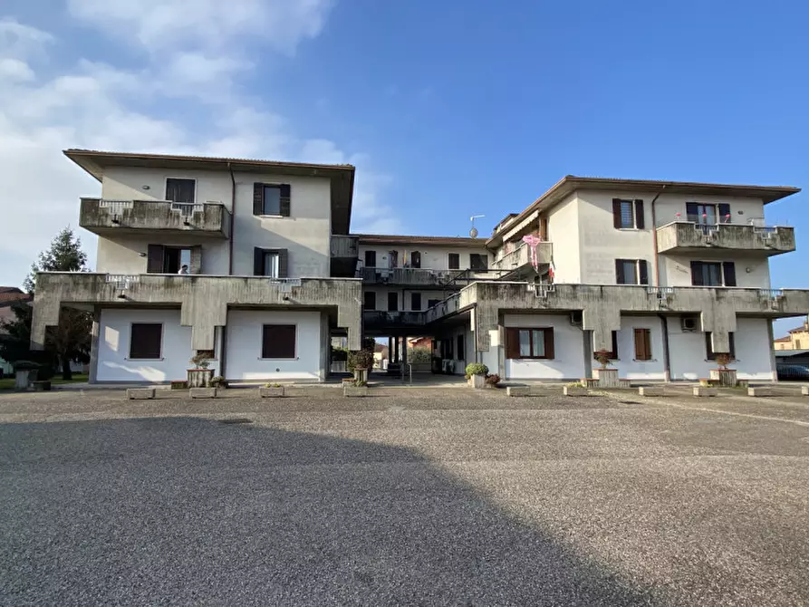 Immagine 22 di Appartamento in vendita  in Via Roma a Vigasio