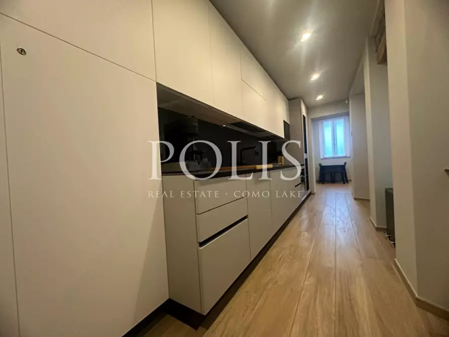 Immagine 20 di Appartamento in vendita  a Como