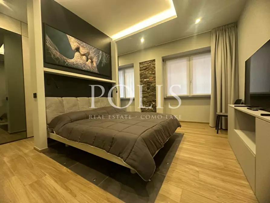 Immagine 24 di Appartamento in vendita  a Como