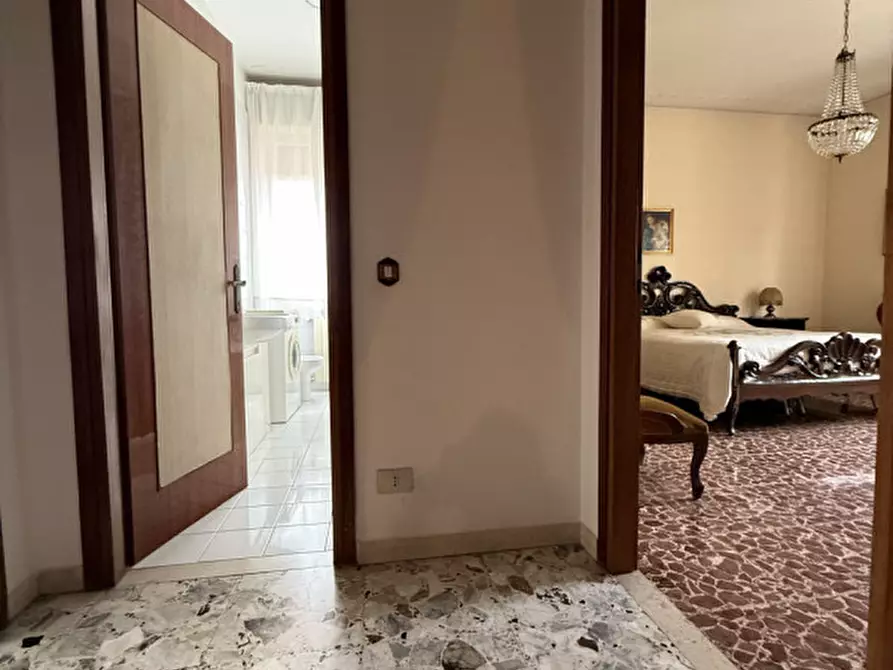 Immagine 14 di Appartamento in vendita  in Via Ippolito Pindemonte 21 a Verona