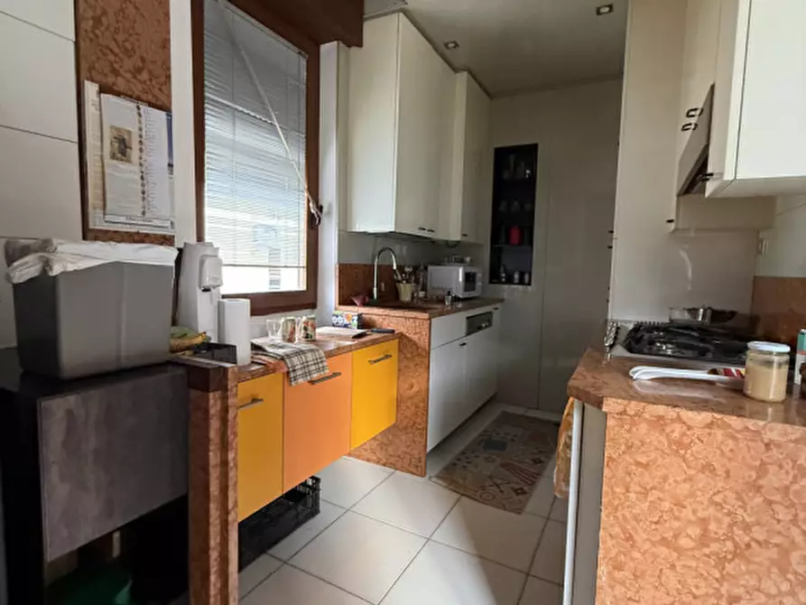 Immagine 8 di Appartamento in vendita  in Via Velino 35 a Verona