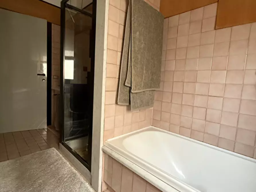 Immagine 11 di Appartamento in vendita  in Via Velino 35 a Verona