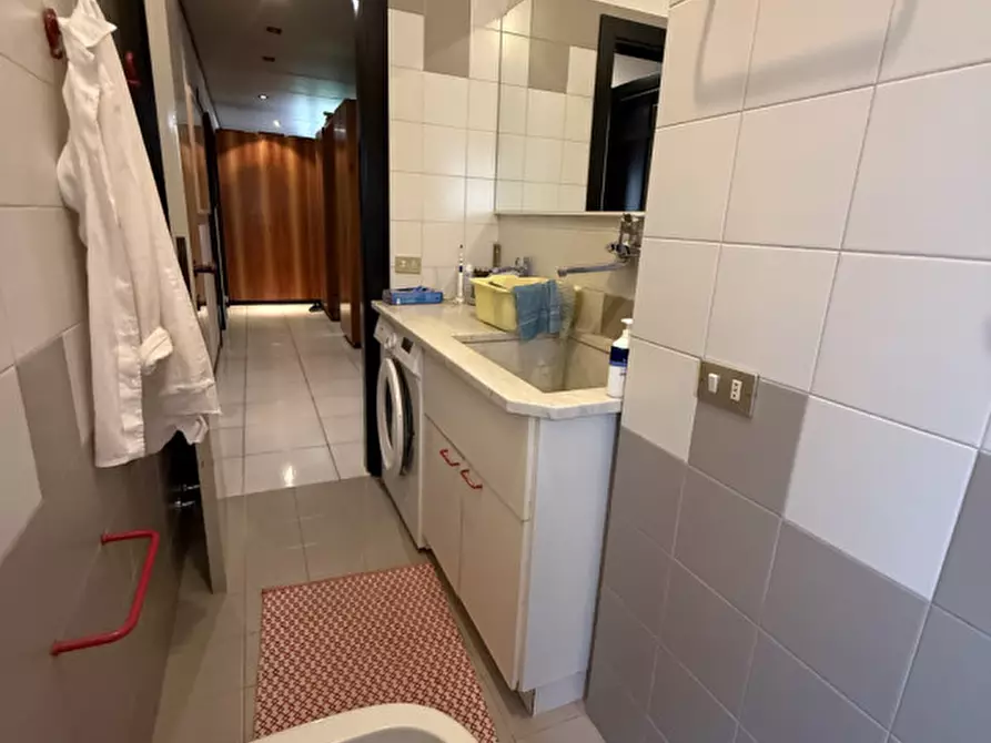 Immagine 17 di Appartamento in vendita  in Via Velino 35 a Verona