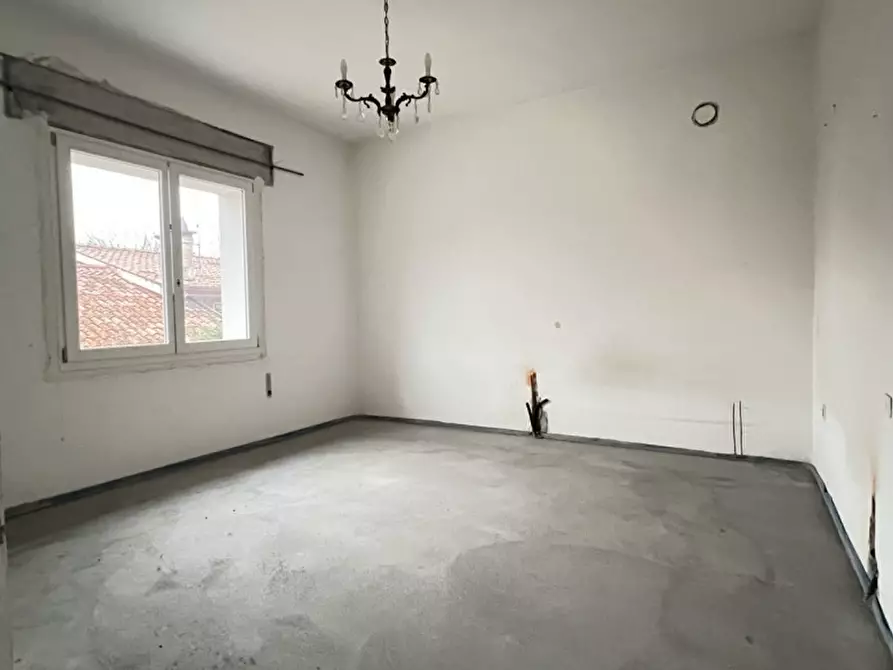 Immagine 1 di Casa trifamiliare in vendita  a Padova