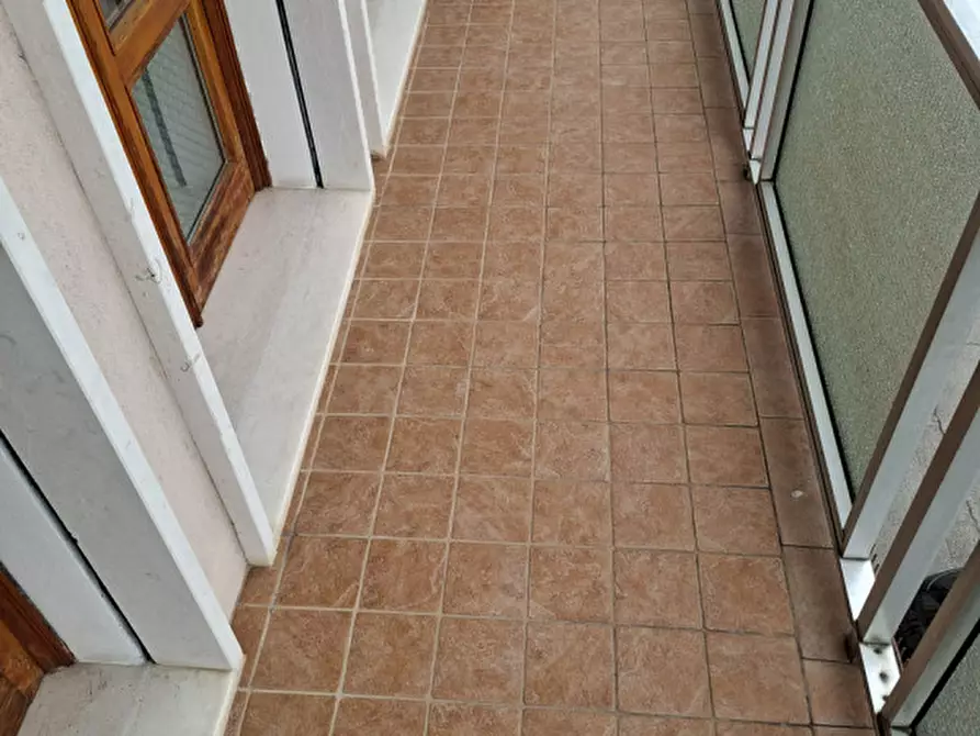 Immagine 24 di Appartamento in vendita  in Via Giacomo Leopardi a Mira