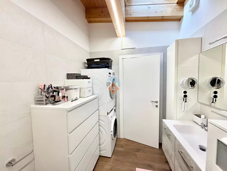 Immagine 16 di Appartamento in vendita  in Via di Priana 8/4 a Predaia