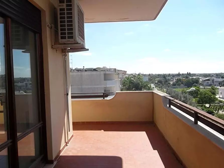 Immagine 2 di Appartamento in vendita  in Viale Italia a Matino