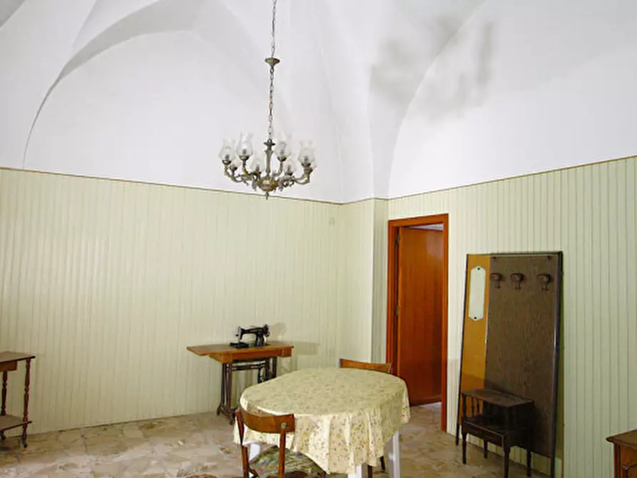 Immagine 18 di Casa indipendente in vendita  in Via Grappa a Tuglie