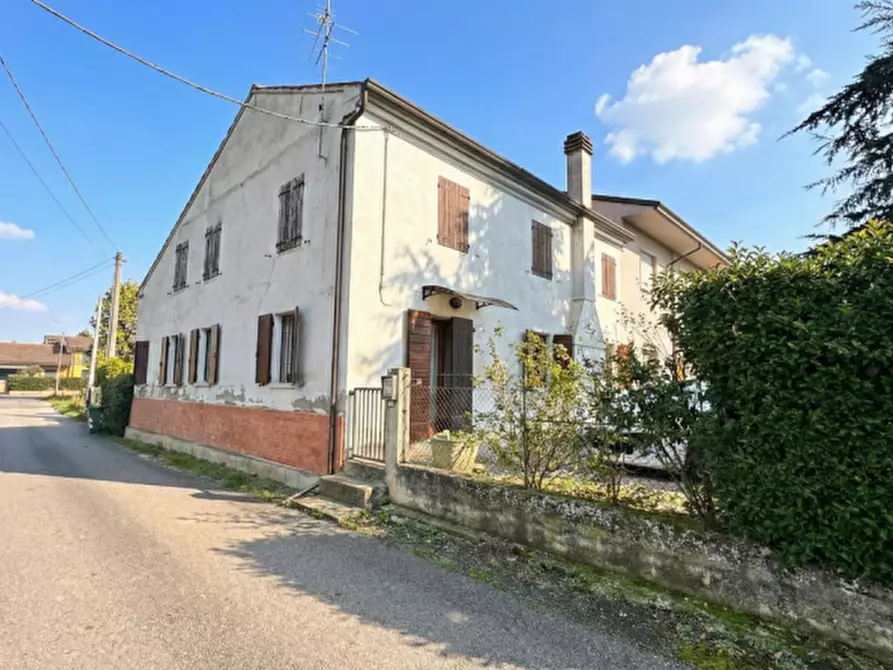 Immagine 17 di Casa bifamiliare in vendita  in Via Malmercato 81 a Merlara