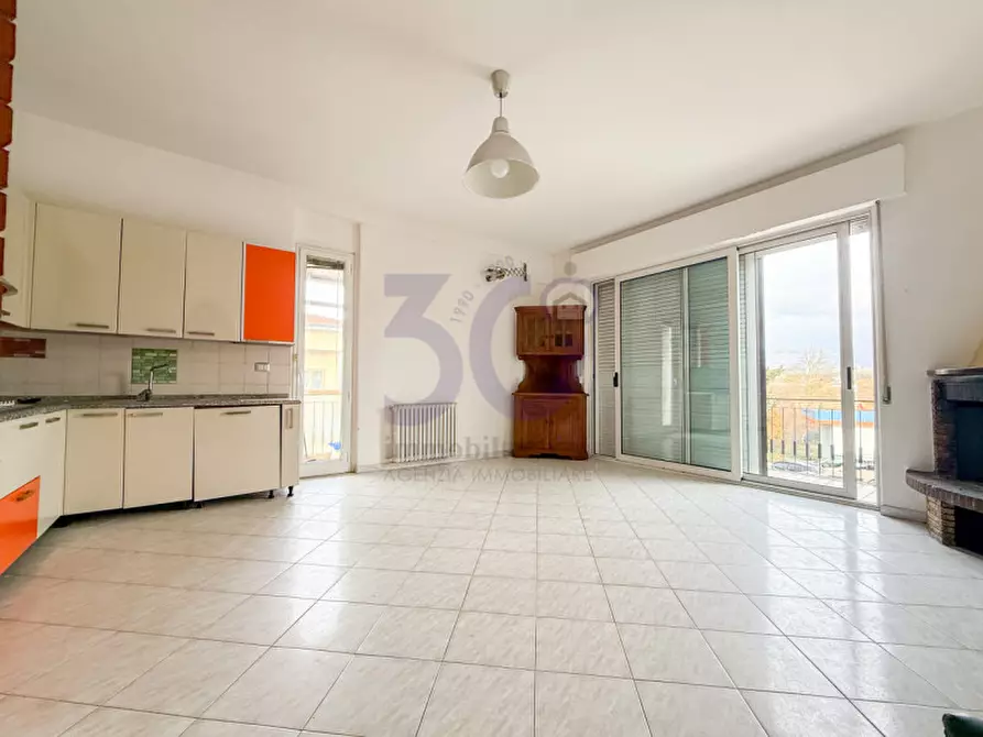 Immagine 2 di Appartamento in vendita  in Viale Santa Margherita a Arezzo