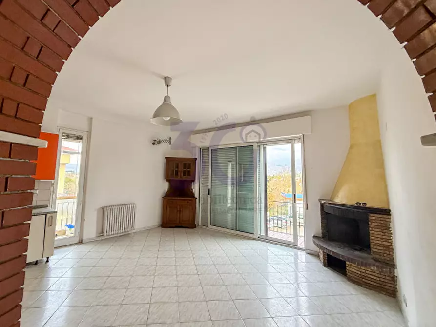 Immagine 3 di Appartamento in vendita  in Viale Santa Margherita a Arezzo