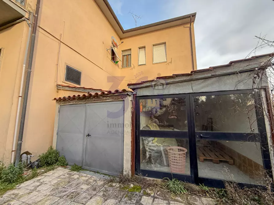 Immagine 11 di Appartamento in vendita  in Viale Santa Margherita a Arezzo
