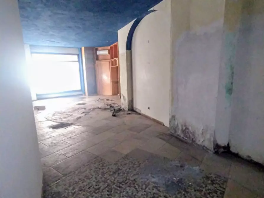 Immagine 6 di Negozio in affitto  in Piazza Italo Pizzi a Fornovo Di Taro