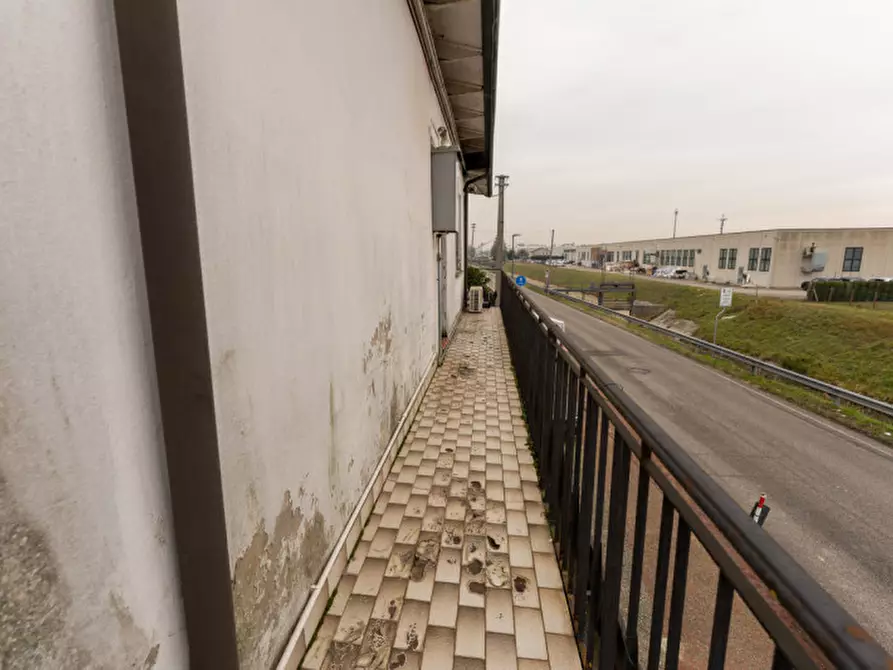 Immagine 29 di Multiproprietà in vendita  in Via Fiumicello a Brugine