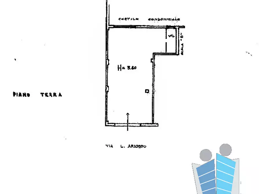 Immagine 12 di Negozio in vendita  in Via Ludovico Ariosto 55 a Lecce