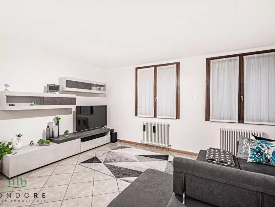 Immagine 16 di Casa bifamiliare in vendita  in Pianoro Vecchio a Pianoro