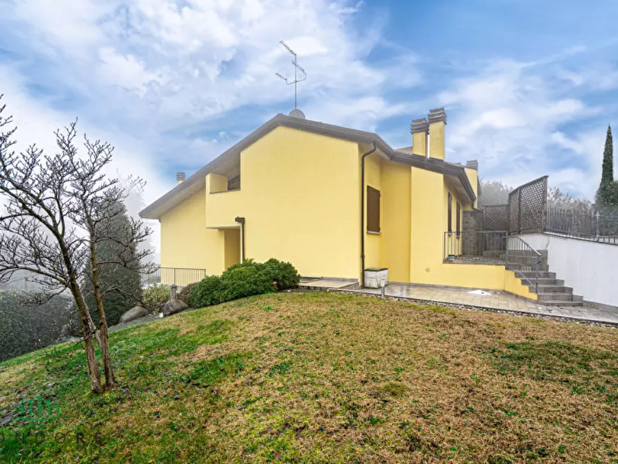 Immagine 73 di Casa bifamiliare in vendita  in Pianoro Vecchio a Pianoro