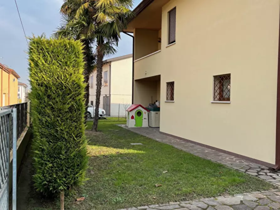 Immagine 1 di Casa indipendente in vendita  in Via Zago a Saonara