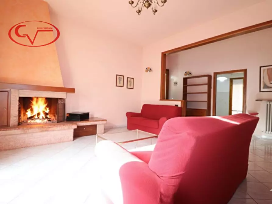 Immagine 2 di Casa bifamiliare in vendita  in via 14 luglio a Montevarchi