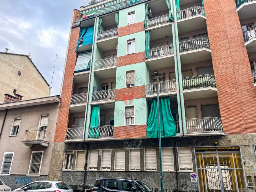 Immagine 2 di Appartamento in vendita  in Via Saliceto 9 a Torino