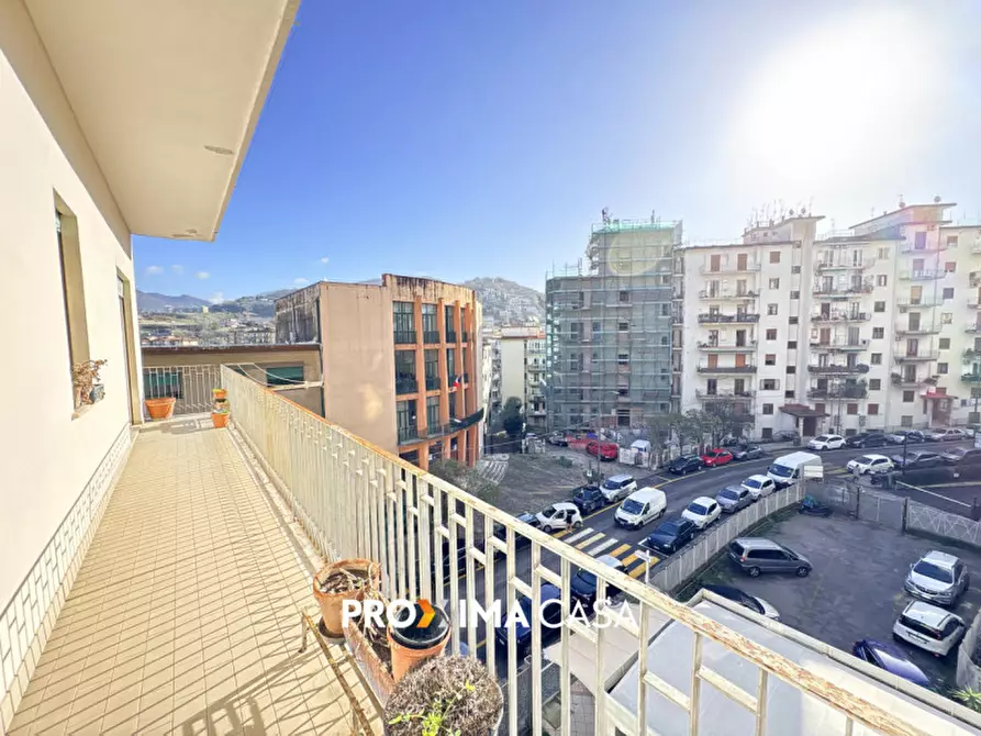 Immagine 1 di Appartamento in vendita  in Via Paolo Vocca 37 a Salerno