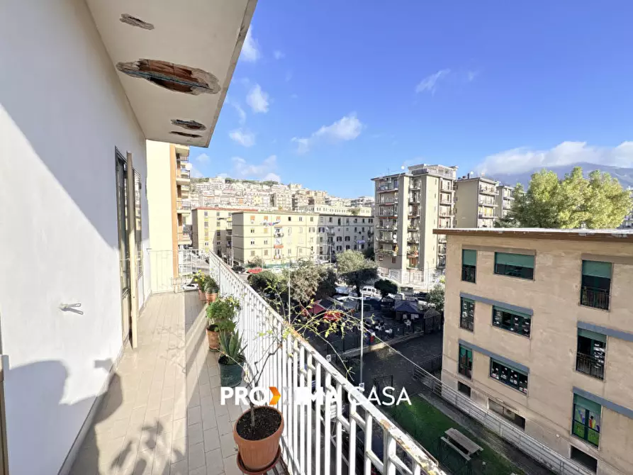 Immagine 15 di Appartamento in vendita  in Via Paolo Vocca 37 a Salerno