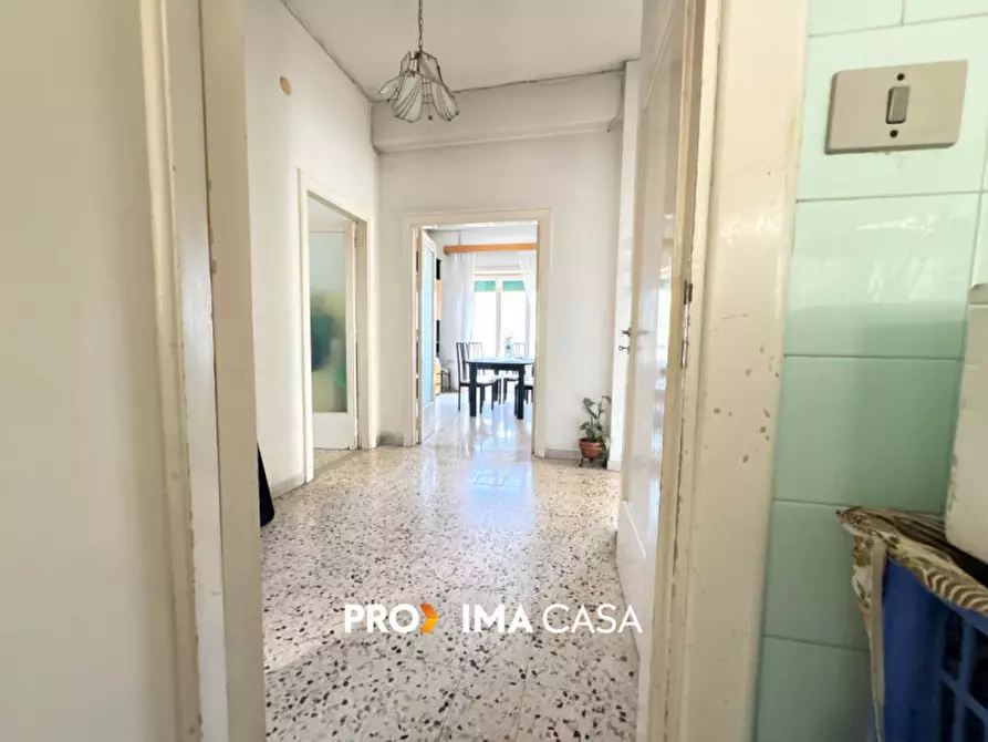 Immagine 20 di Appartamento in vendita  in Via Paolo Vocca 37 a Salerno