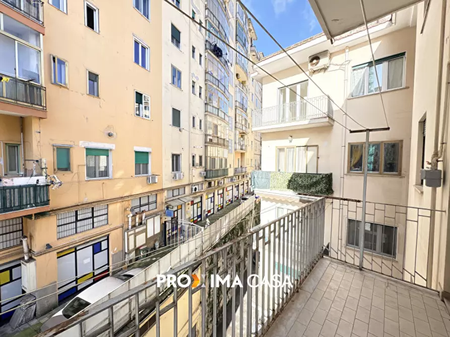 Immagine 21 di Appartamento in vendita  in Via Paolo Vocca 37 a Salerno