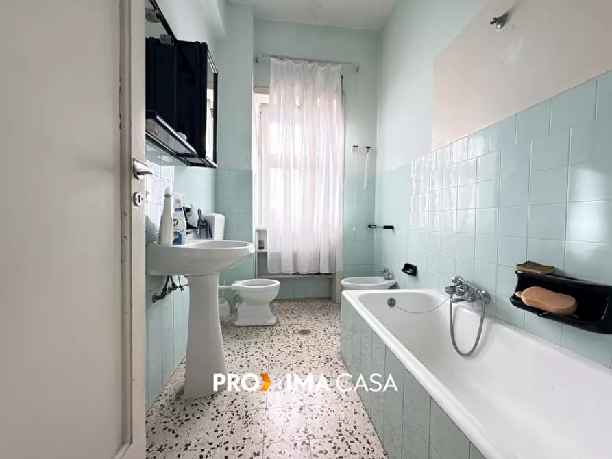 Immagine 27 di Appartamento in vendita  in Via Paolo Vocca 37 a Salerno