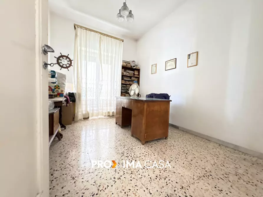 Immagine 28 di Appartamento in vendita  in Via Paolo Vocca 37 a Salerno