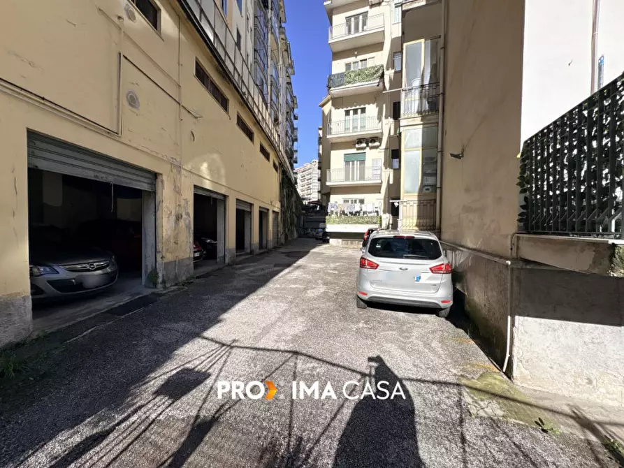 Immagine 47 di Appartamento in vendita  in Via Paolo Vocca 37 a Salerno