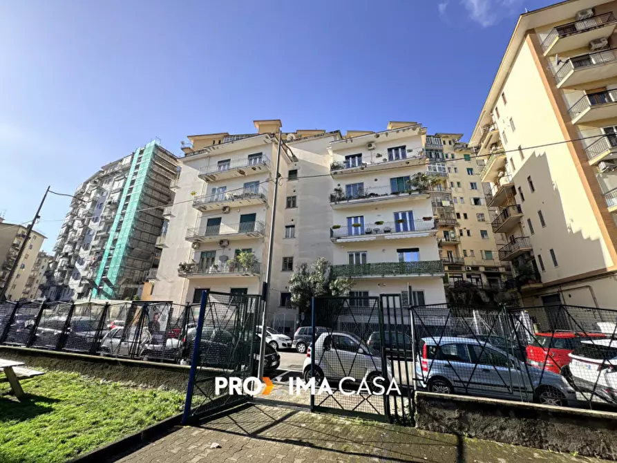 Immagine 59 di Appartamento in vendita  in Via Paolo Vocca 37 a Salerno